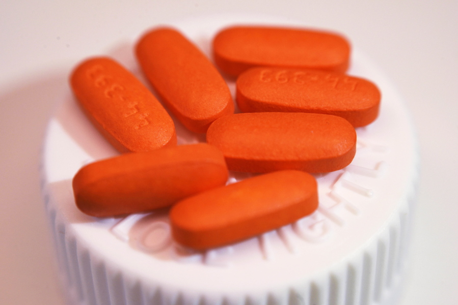 Tablets of ibuprofen in New York. A study released on Tuesday found that over-the-counter pills worked as well as opioids at reducing severe pain for emergency room patients with broken bones and sprains.