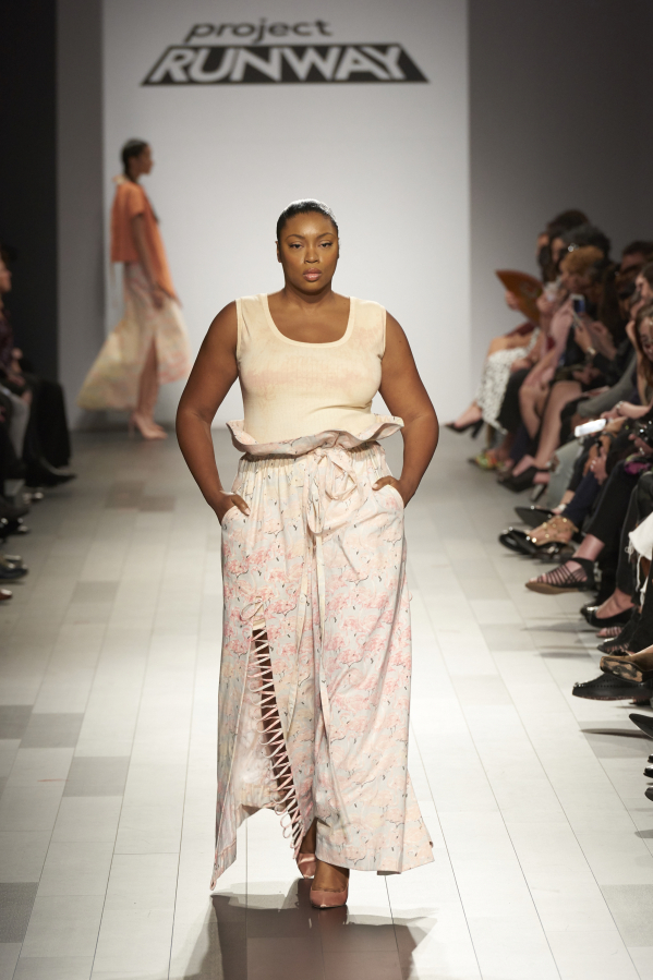 Liris Crosse, who made history on this season of “Project Runway” by being one of the first plus-sized models to compete on the show, has won the modeling portion of the competition.
