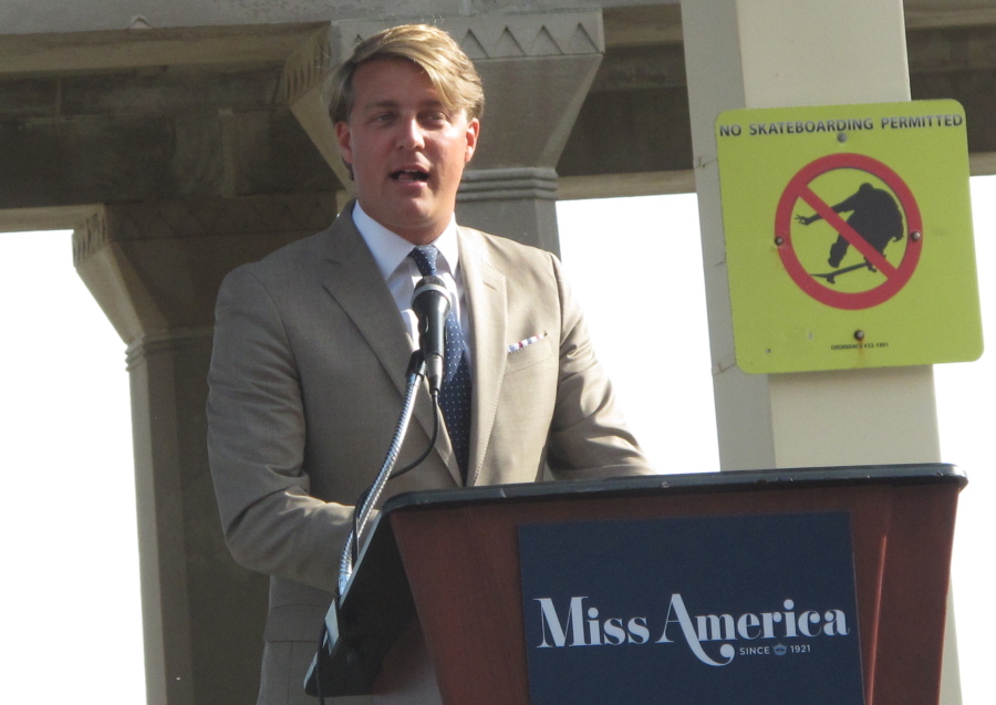 This Aug. 30, 2017 photo shows Josh Randle, president of the Miss America Organization, speaking at a welcoming ceremony for pageant contestants in Atlantic City N.J. On Saturday Dec. 23, 2017, Randle resigned from the organization in the wake of an email scandal in which top leaders of the group ridiculed former Miss Americas, including comments about their appearance, intellect and sex lives. The group’s CEO was suspended on Friday.