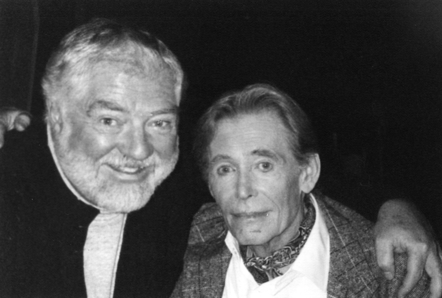 Courtesy David Sabin David Sabin looks just like some guy named Hemingway. In this 1995 photo his arm is around Peter O’Toole, with whom he shot a Pizza Hut commercial.