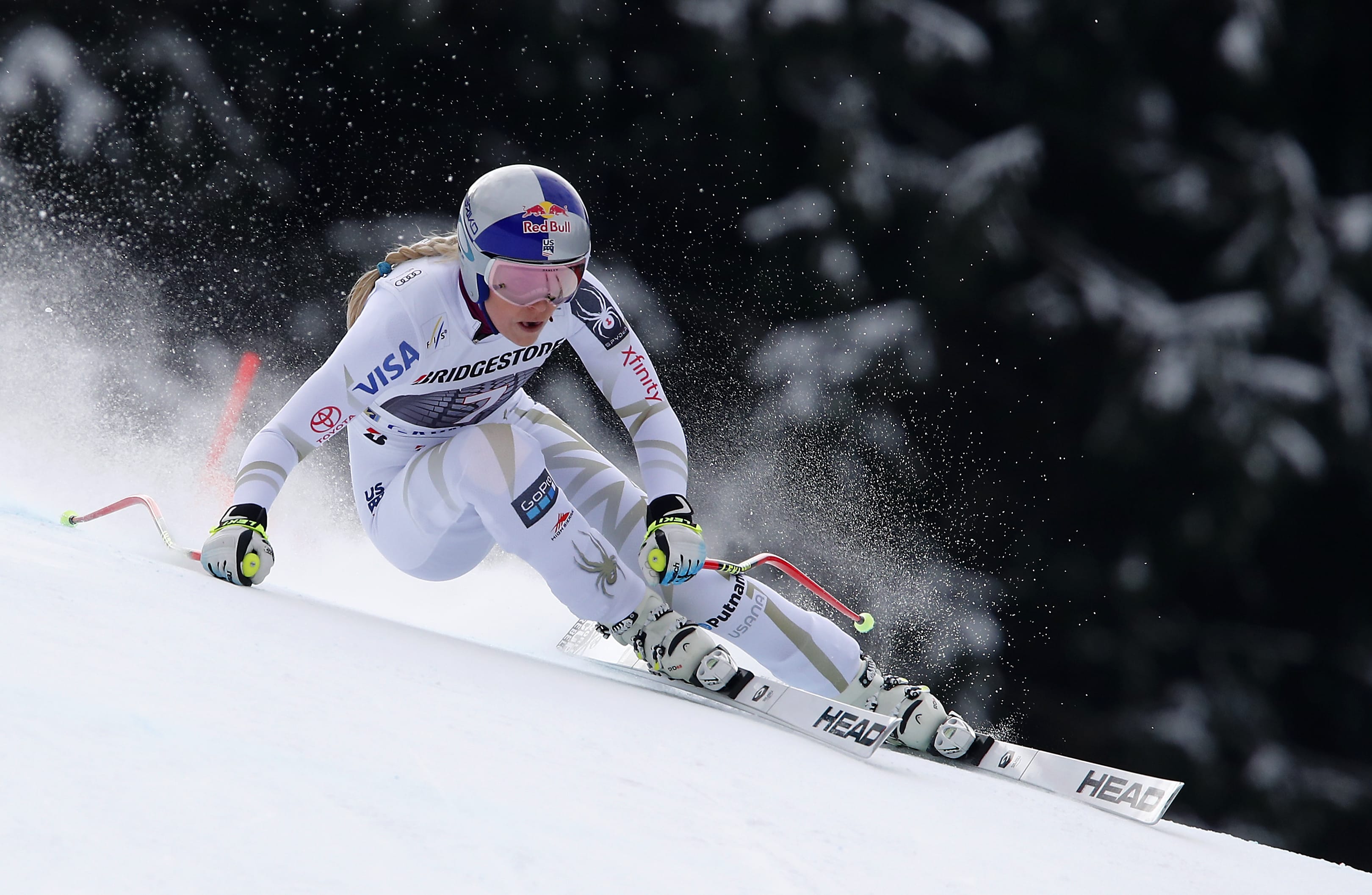 United States' Lindsey Vonn competes during an alpine ski, women's world Cup downhill race, in Garmisch Partenkirchen, Germany, Sunday, Feb. 4, 2018.
