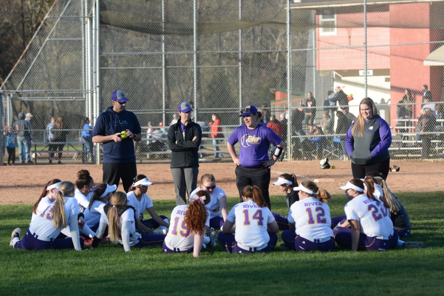 Columbia River softball coach Carrie Kosderka-Farrell talks with her team after Monday’s 7-4 victory over Mountain View at VGSA.