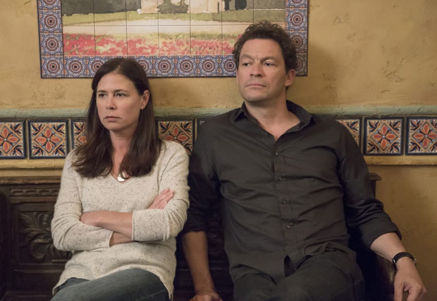 Maura Tierney as Helen and Dominic West as Noah in “The Affair.” MUST CREDIT: Paul Sarkis, Showtime