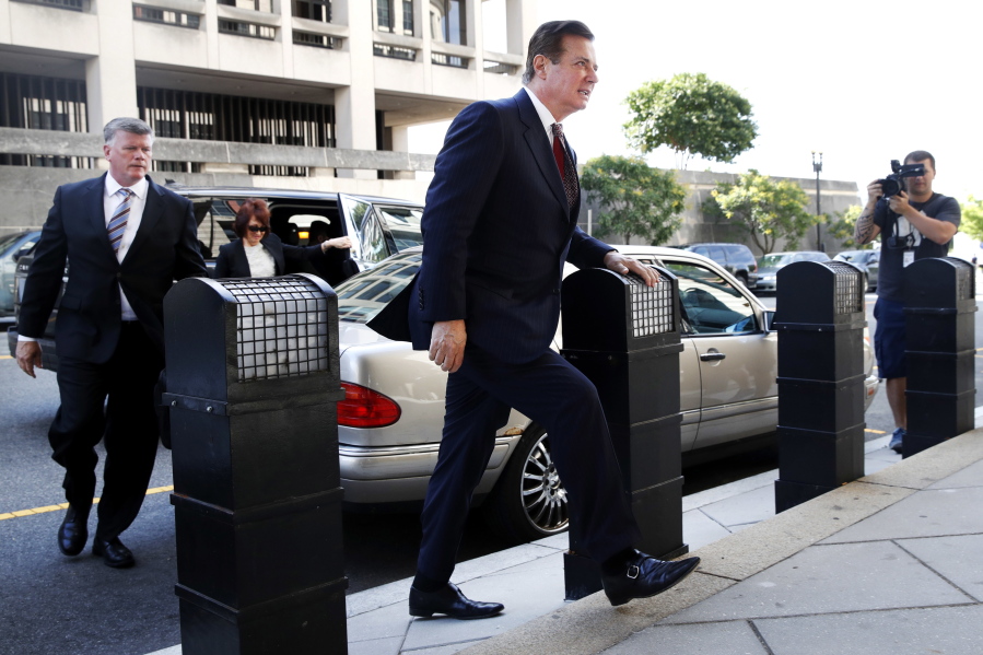 Paul Manafort arrives at federal court Friday in Washington.