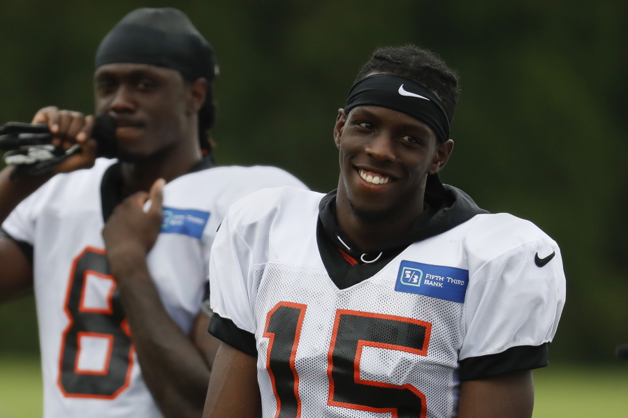 Former UW receiver John Ross looking for 2nd chance with Bengals ...