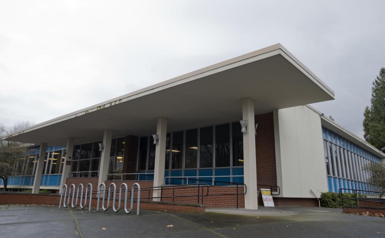 Vancouver Public Schools is looking at the site of the old main Fort Vancouver Regional Library branch for a new downtown elementary school.