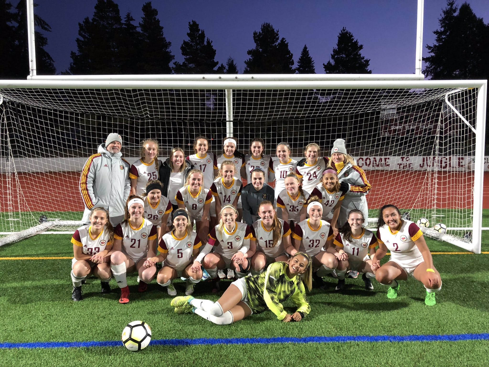 The Prairie girls soccer team pose for a team photo after beating Mercer Island in the 3A state quarterfinals (Photo courtesy of Prairie High School soccer team)
