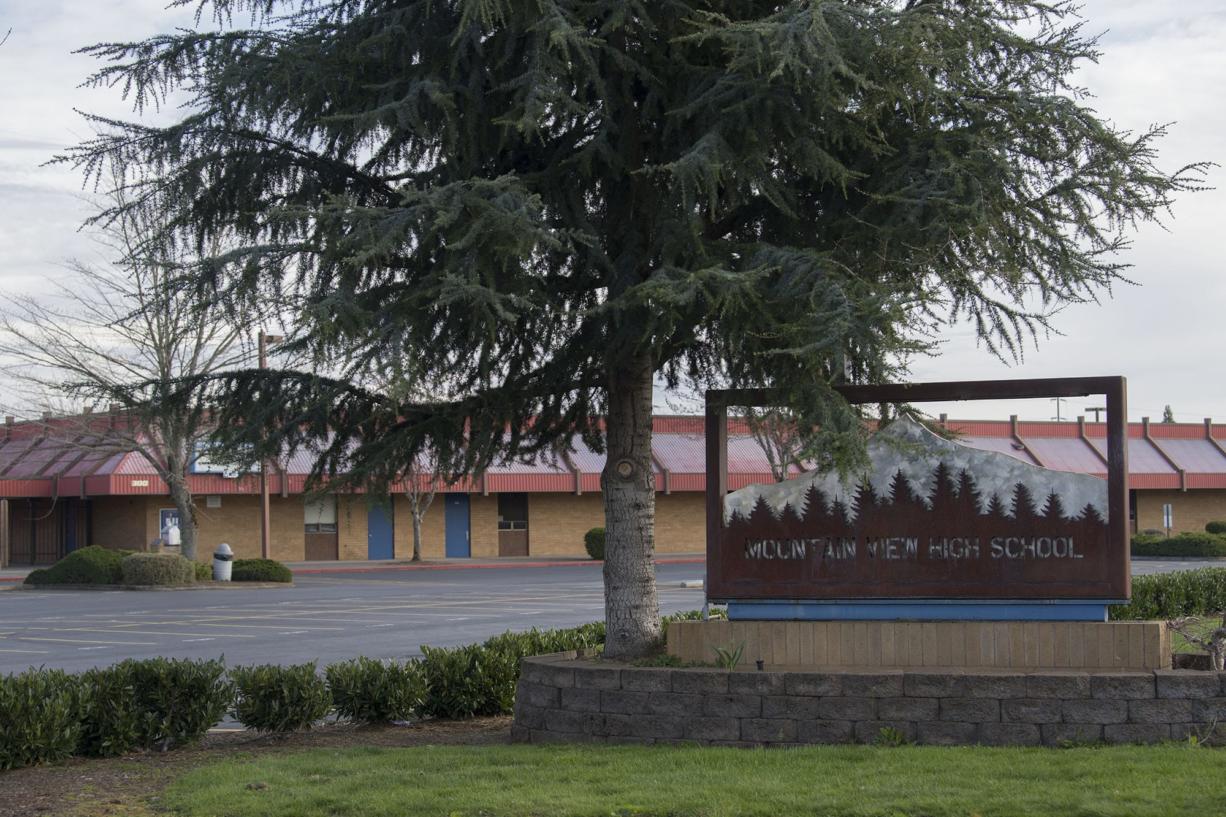 Mountain View Teacher Resigns Over Sexually Explicit Emails