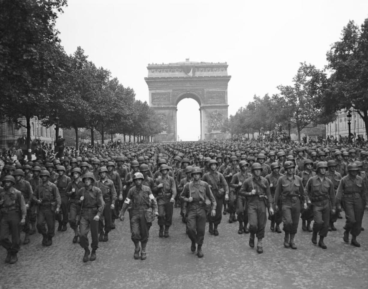 U.S. WWII veterans commemorate liberation of Paris The Columbian