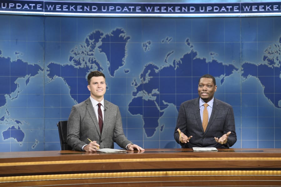 Comedian Michael Che gestures as he appears alongside his &quot;Weekend Update&quot; co-anchor Colin Jost in the most recent episode of &quot;Saturday Night Live.&quot; (Will Heath/NBC)