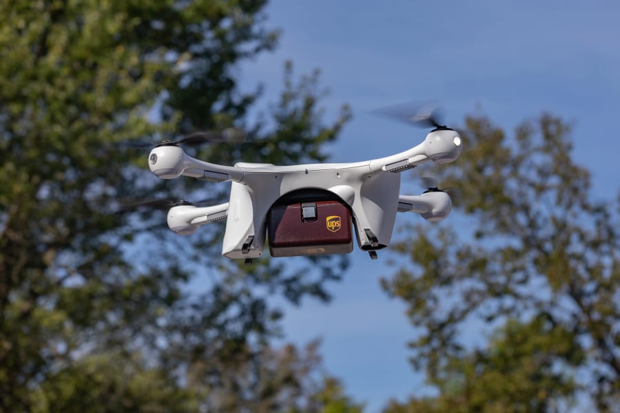 UPS has made its first commercial drone deliveries, dropping off CVS prescriptions to consumers&#039; homes.