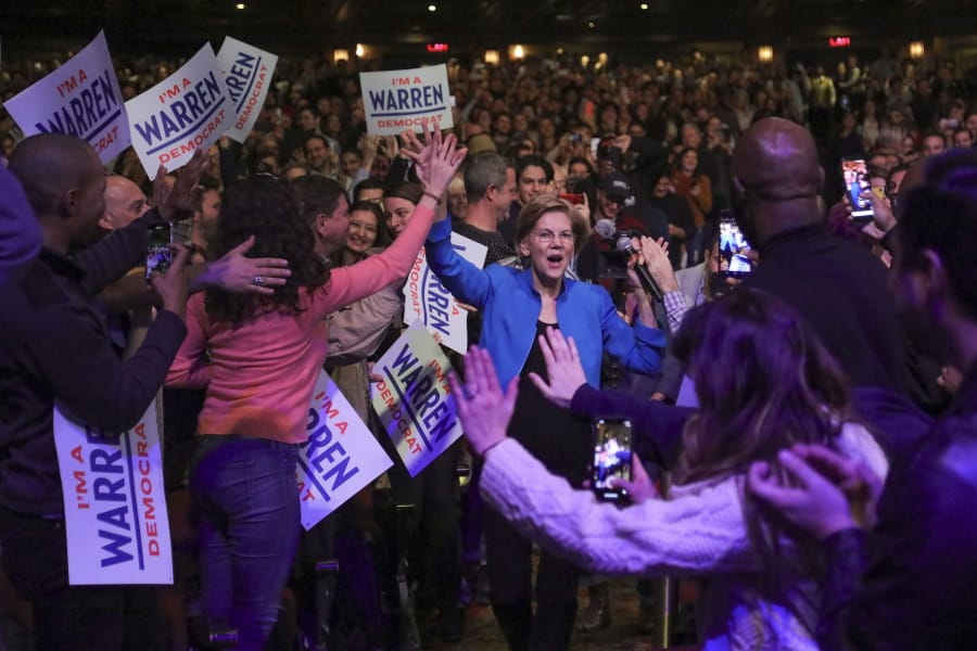 Democratic presidential candidate Sen. Elizabeth Warren, D-Mass., arrives at a campaign event, Tuesday Jan. 7, 2020, at Brooklyn&#039;s Kings Theatre in New York.