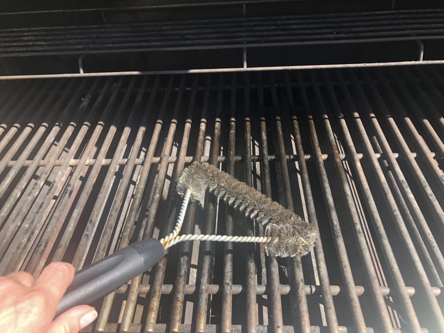 If you have a new grill or have taken one out of winter hibernation, you&#039;ll need to clean and season it before you cook.