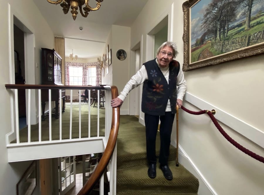 Margaret Payne, the 90-year-old grandmother who launched an epic climb to raise money for charity completed her fundraiser Tuesday scaling her home&#039;s stairs the equivalent of 2,398 feet.