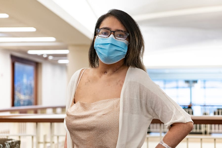 Mayra Ramirez received a double lung transplant after COVID-19 caused irreversible damage to her lungs.
