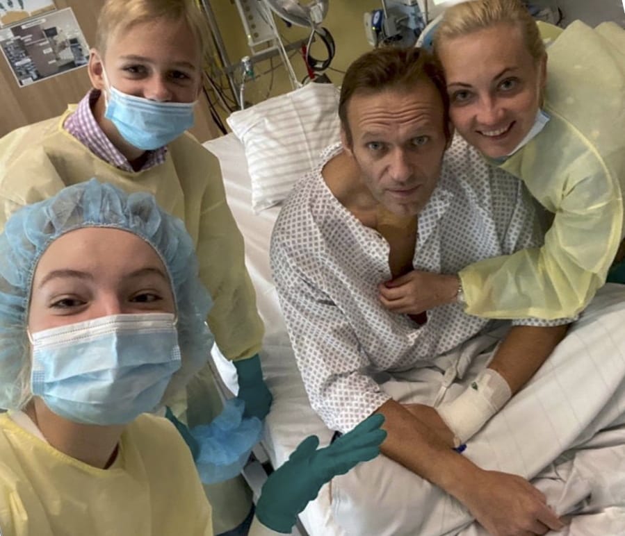 This handout photo published by Russian opposition leader Alexei Navalny on his instagram account, shows himself, centre, and his wife Yulia, right, daughter Daria, and son Zakhar, top left, posing for a photo in a hospital in Berlin, Germany.  Russian opposition leader Alexei Navalny has posted the picture of himself in a hospital in Germany and says he&#039;s breathing on his own. He posted on Instagram Tuesday Sept. 15, 2020: &quot;Hi, this is Navalny. I have been missing you.