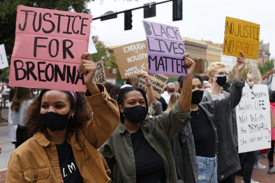 University of Georiga students lead a Black Lives Matter protest in downtown in memory of Breonna Taylor in Athens, Ga., Friday, Sept. 25, 2020. (Joshua L.