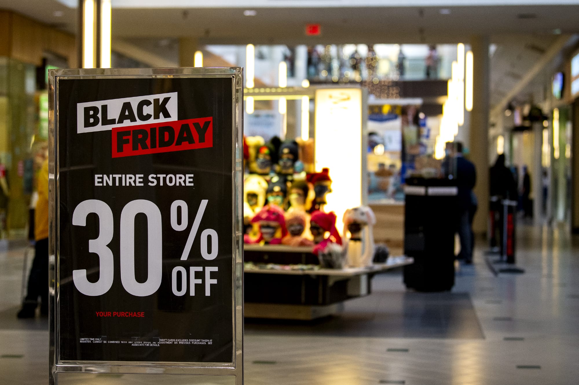 Shoppers flock to Vancouver Mall for Black Friday