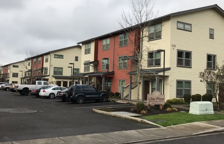 An early morning apartment fire in Woodland did minimal damage to the complex, thanks to an automatic fire sprinkler system, according to Clark-Cowlitz Fire Rescue.