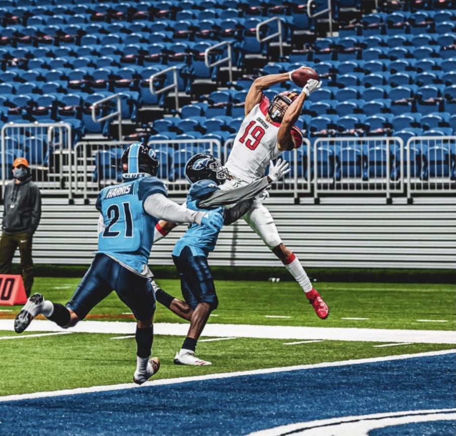 Fort Vancouver graduate Jordan Suell makes a touchdown catch during a Spring League this fall.