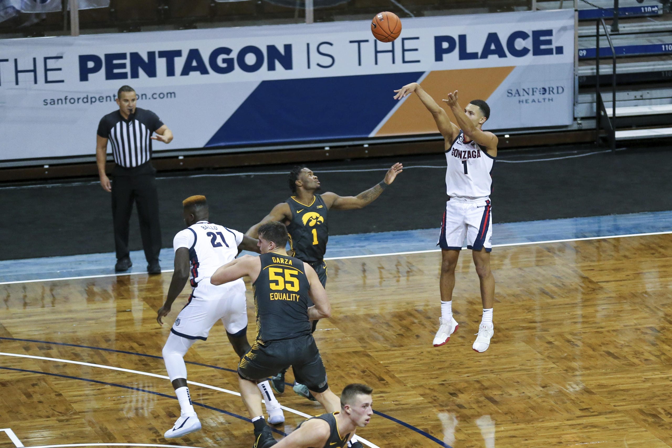 Gonzaga guard Jalen Suggs (1) shoot a 3-pointer during the first half of an NCAA college basketball game against Iowa, Saturday, Dec. 19, 2020 in SIoux Falls, S.D.