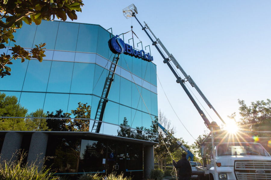 BlueNaluCfUs signage installation at their nearly 40,000 square foot pilot production facility in San Diego.