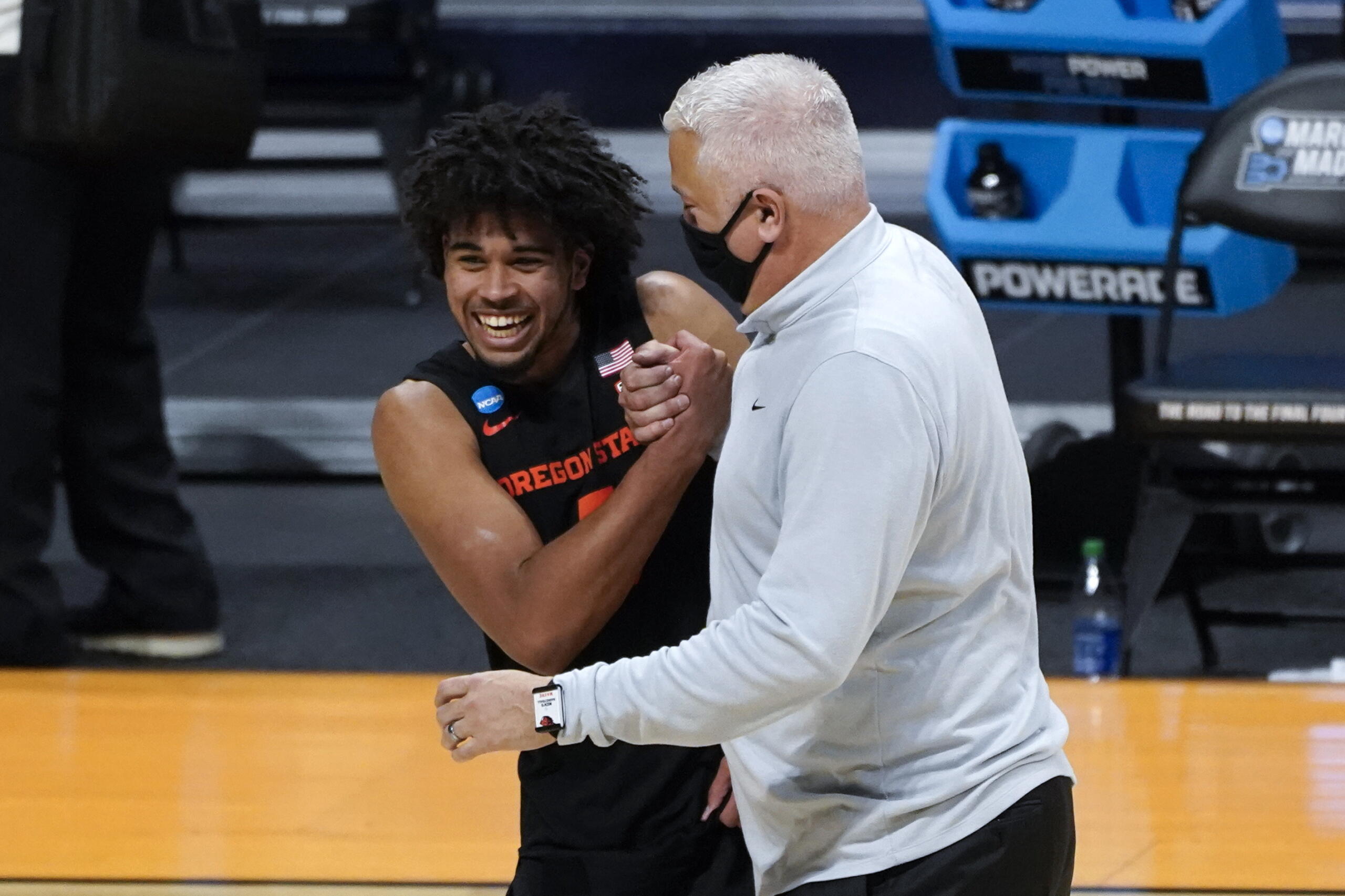 Oregon State upsets Oklahoma State to reach Sweet 16 - The Columbian