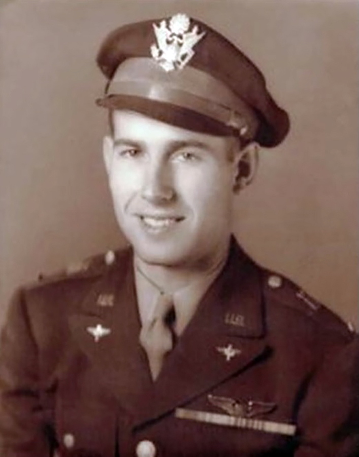 U.S. Army Air Forces 2nd Lt. Ernest N. Vienneau (U.S.