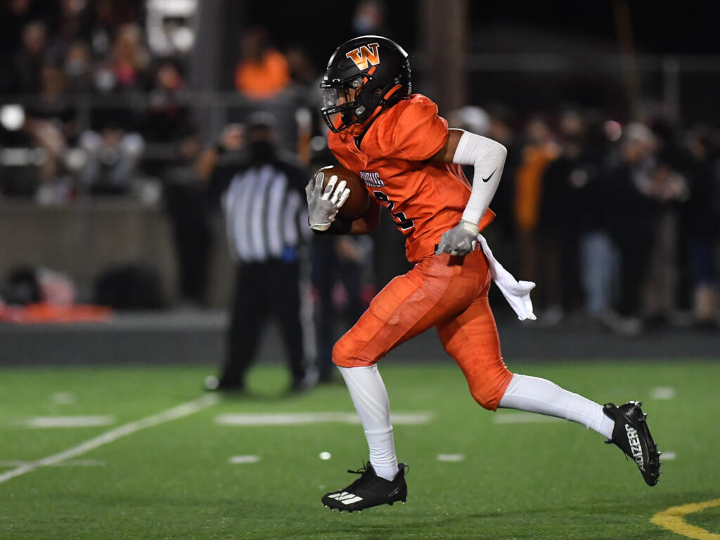 Jayson Graham of Washougal heads upfield during the Panthers game against R.A. Long on Friday, Oct. 15, 2021 at Longview.