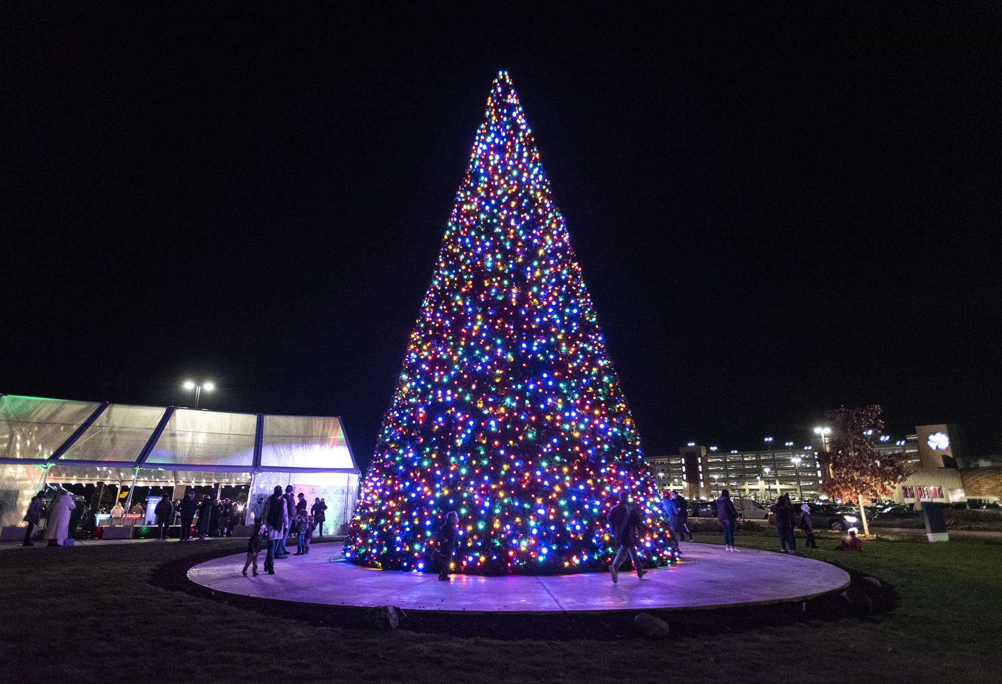 Christmas tree lighting at ilani Casino Resort