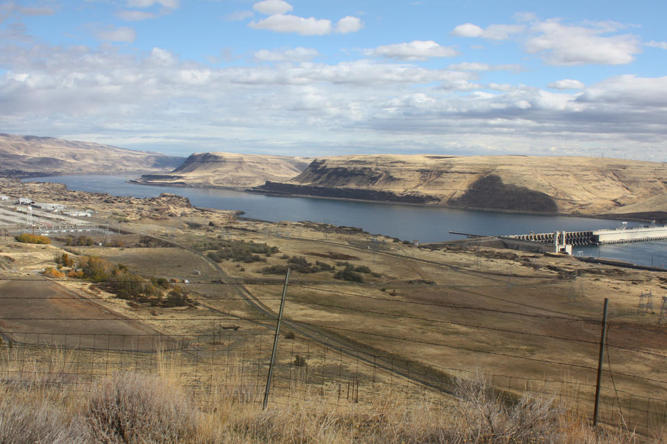 A view of the site for the proposed lower reservoir on the Columbia River that will be part of the Free Flow Power Project 101. The closed-loop water storage system will generate power, feeding into the nearby electrical grid at John Day Dam.