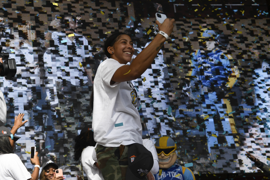 The Chicago Sky's WNBA championship with Candace Parker feels too good to  be true 