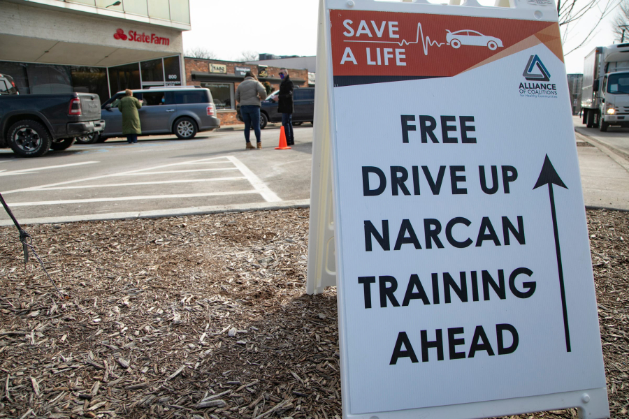 Local organizations offer drive-up Narcan training.