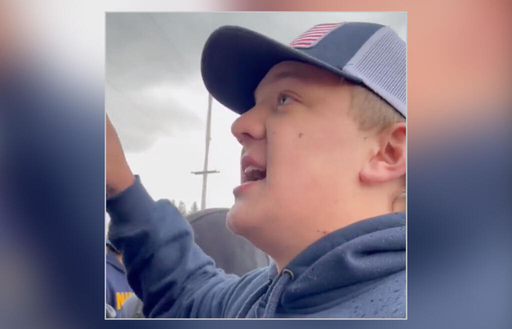 A Washougal HIgh School student talks about planned walkouts to protest mask mandates in a video that went viral on Twitter.