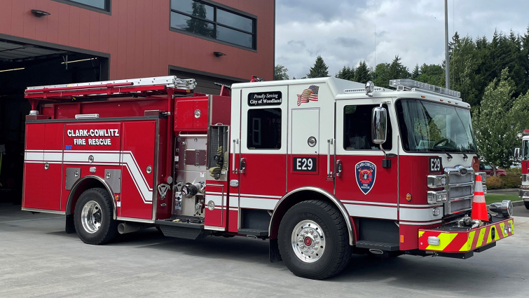 Clark-Cowlitz Fire Rescue engine.