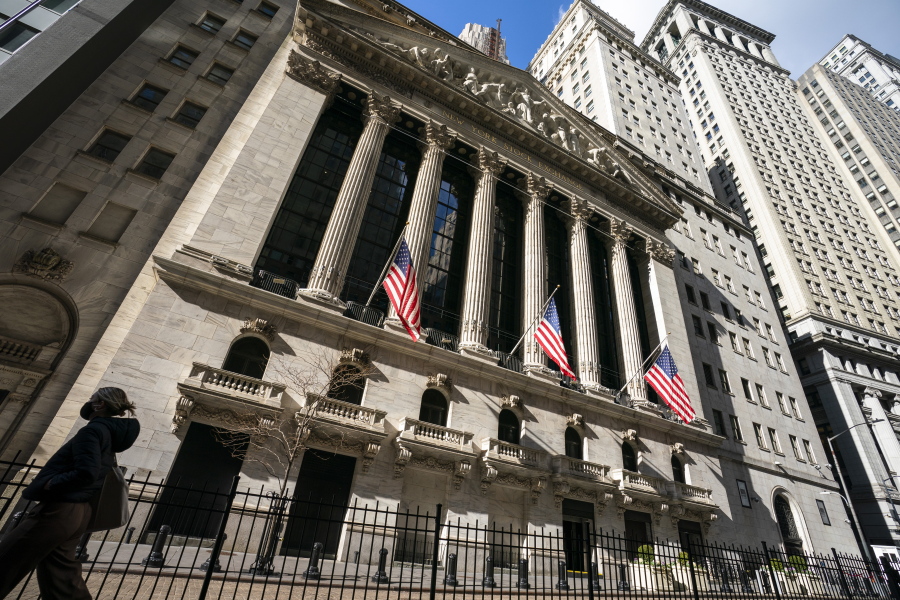Stocks fall on Wall Street, cool off after winning week