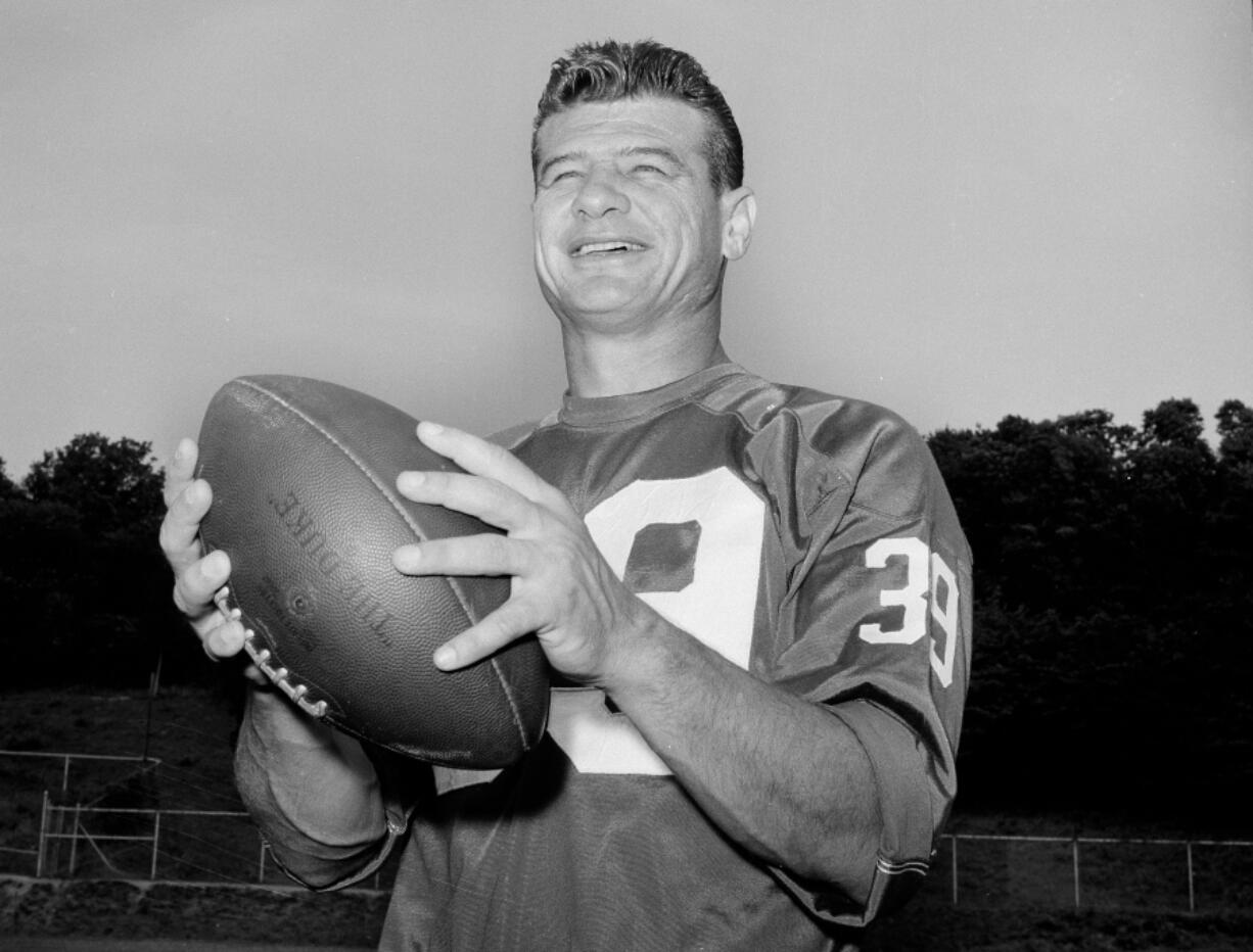 Hugh McElhenny, a legendary running back from the University of Washington and an elusive NFL running back nicknamed "The King," died on June 17, 2022, at his home in Nevada, his son-in-law Chris Permann confirmed Thursday, June 23, 2022. He was 93.