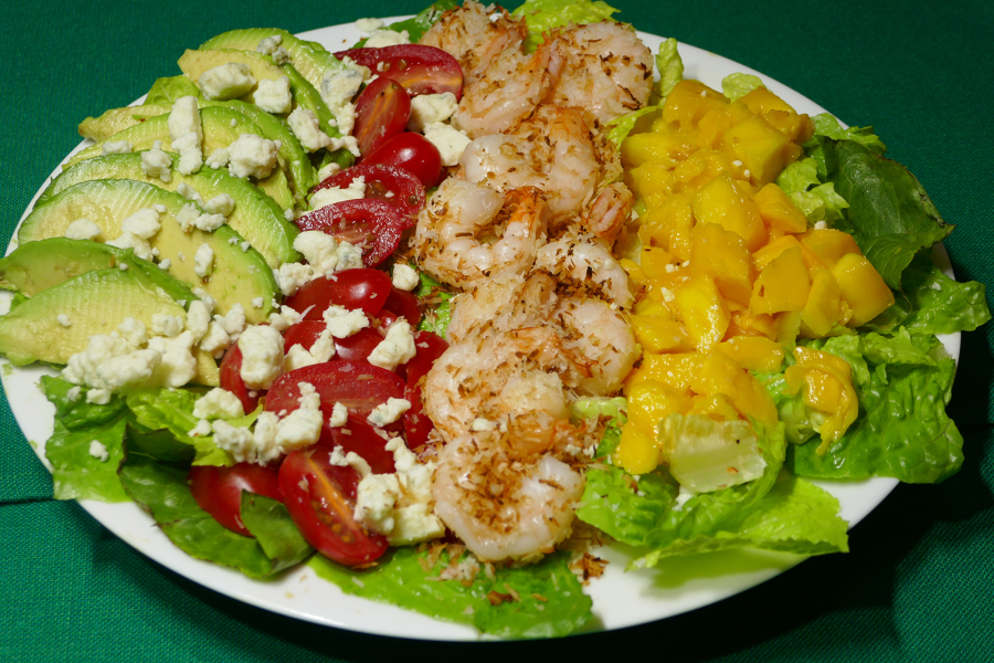 Tropical Cobb Salad (Linda Gassenheimer/TNS)