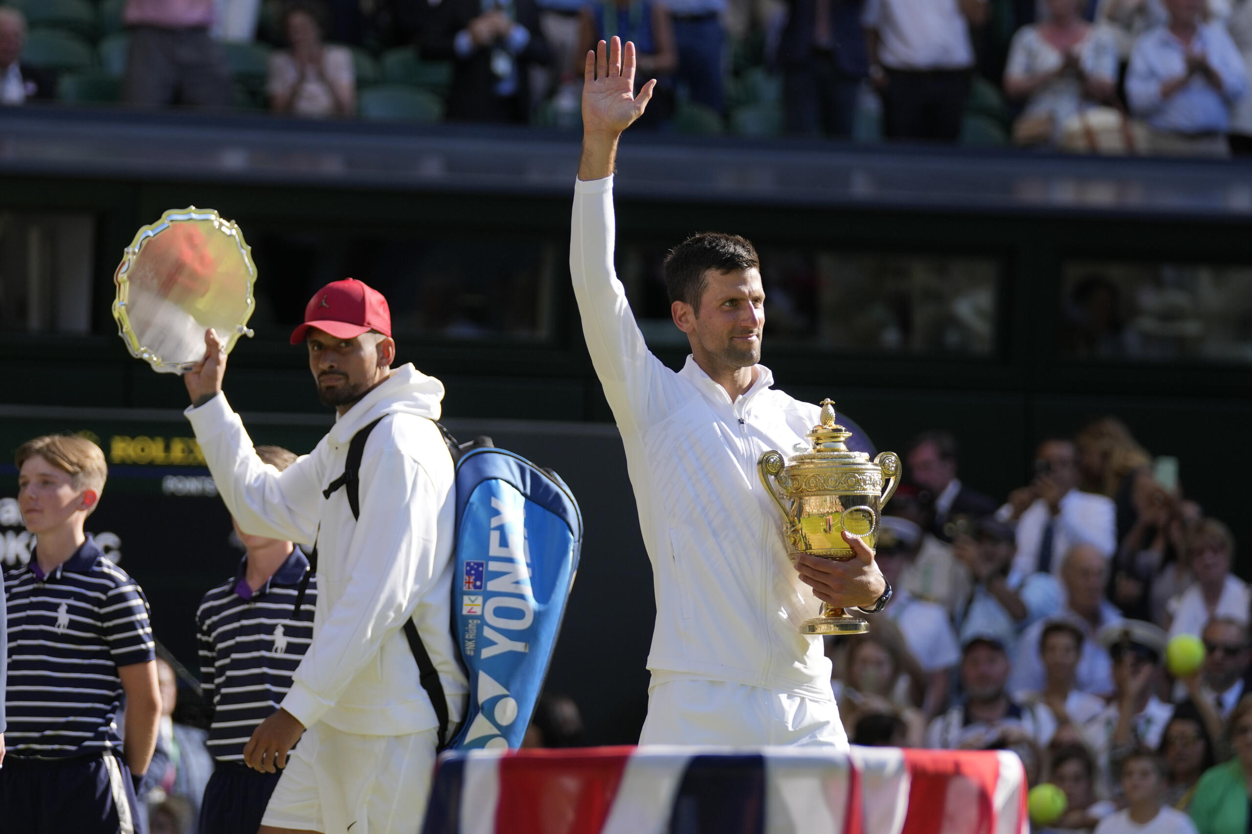 Djokovic beats Kyrgios for 7th Wimbledon title
