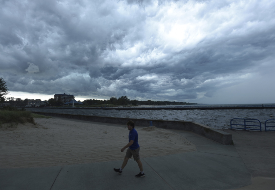 A front moves in over Lake Michigan Monday, Aug. 29, 2022, at Tiscornia Park in St. Joseph, Mich.