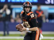 Oregon State quarterback Chance Nolan (10), a redshirt junior, started in 12 games for the Beavers last season, throwing 2,677 yards for 19 touchdowns. He had a 64.2% completion rate.