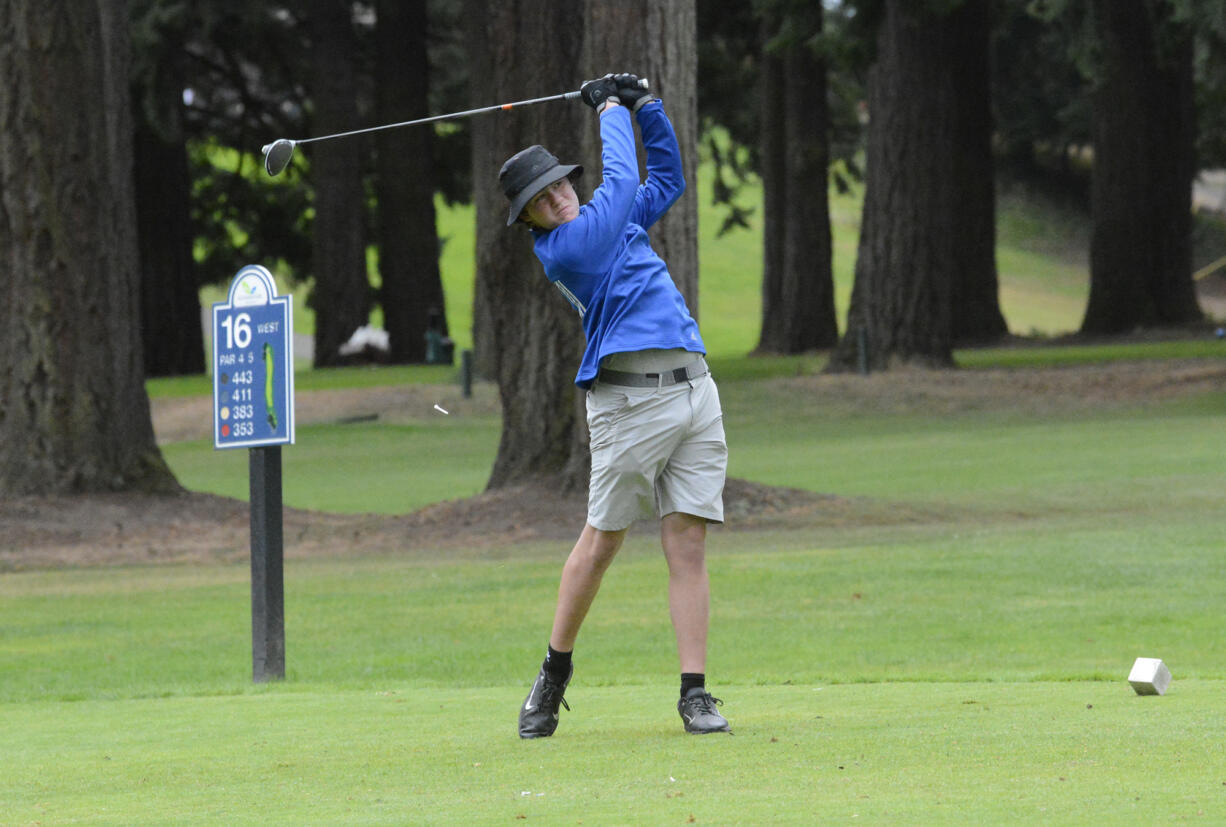 Mountain View's Grady Millar tees off on the No. 16 holes at Glendoveer Golf Course in Portland. Millar won the Prairie Invitational on Wednesday, Sept. 28, 2022.