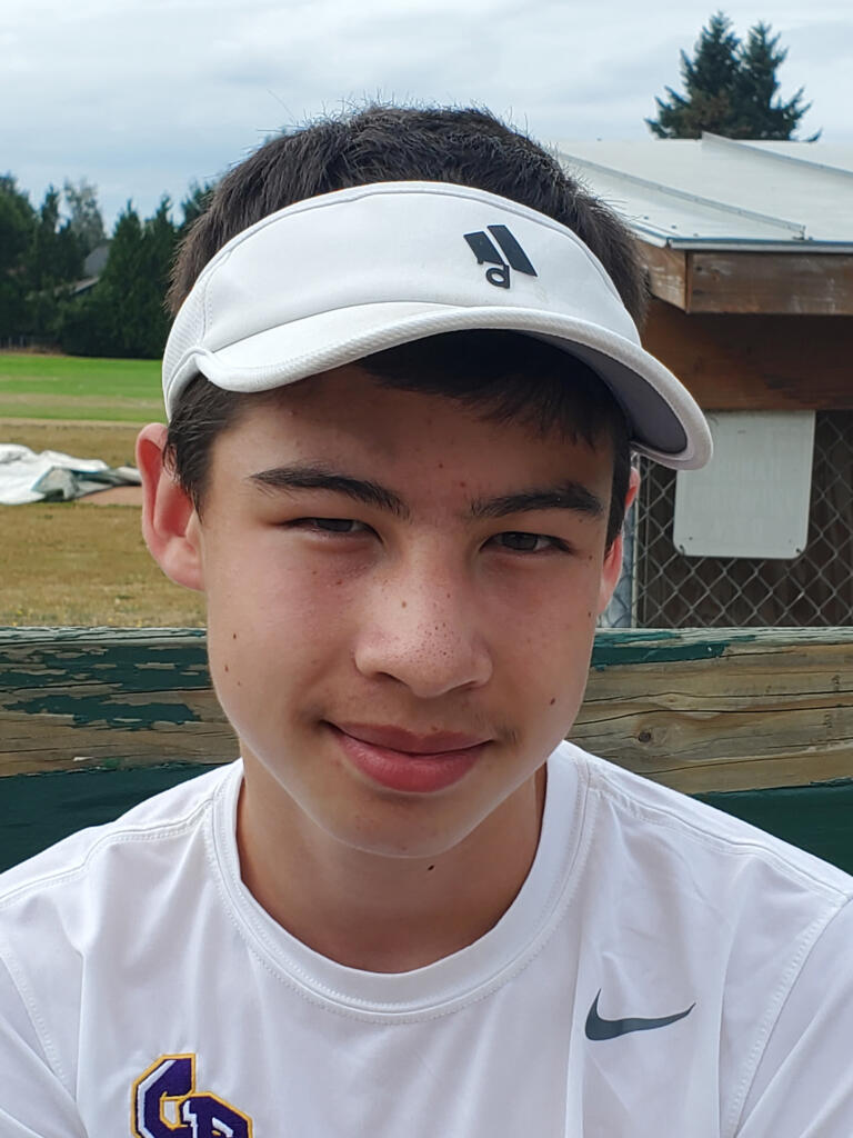 Lucas Walburn, Columbia River tennis 2022 fall season