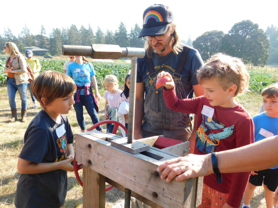 Farmer Danny Percich hosts local elementary school field trips to teach students the importance of growing and harvesting healthy fruits and vegetables.
