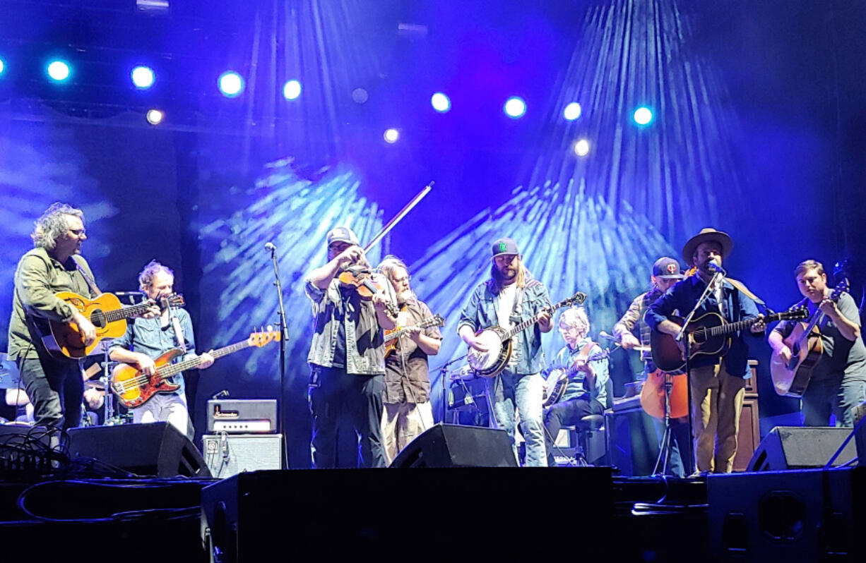 Trampled by Turtles members joined Wilco to sing "California Stars" on stage at Treasure Island Casino Amphitheater in September 2021.