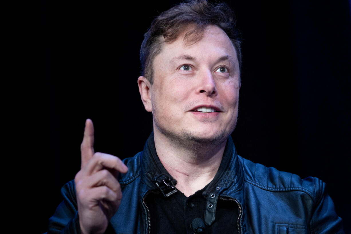 Elon Musk warned Twitter employees they had until Thursday to decide whether they wanted to remain with the social media company.