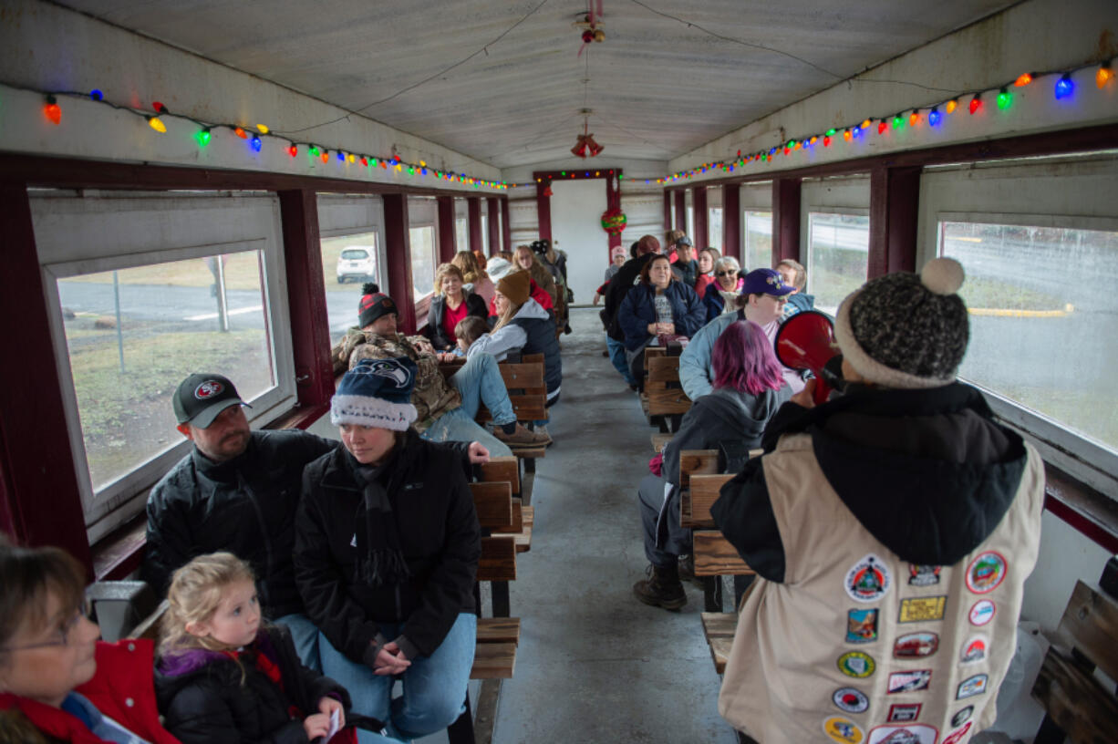 The Battle Ground, Yacolt & Chelatchie Prairie Railroad offers weekend excursion trains from Yacolt in the spring, summer and fall. Santa is aboard near Christmas; in the summer, the train is sometimes "robbed" in the Old West style by bandits on horseback.