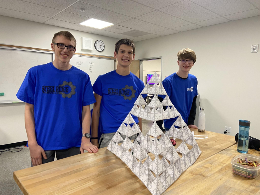 Students from the Ridgefield School District high school Steel Ridge Robotics team will be teaching a large group of fifth- to eighth-graders as part of the SpudBot Academy program.