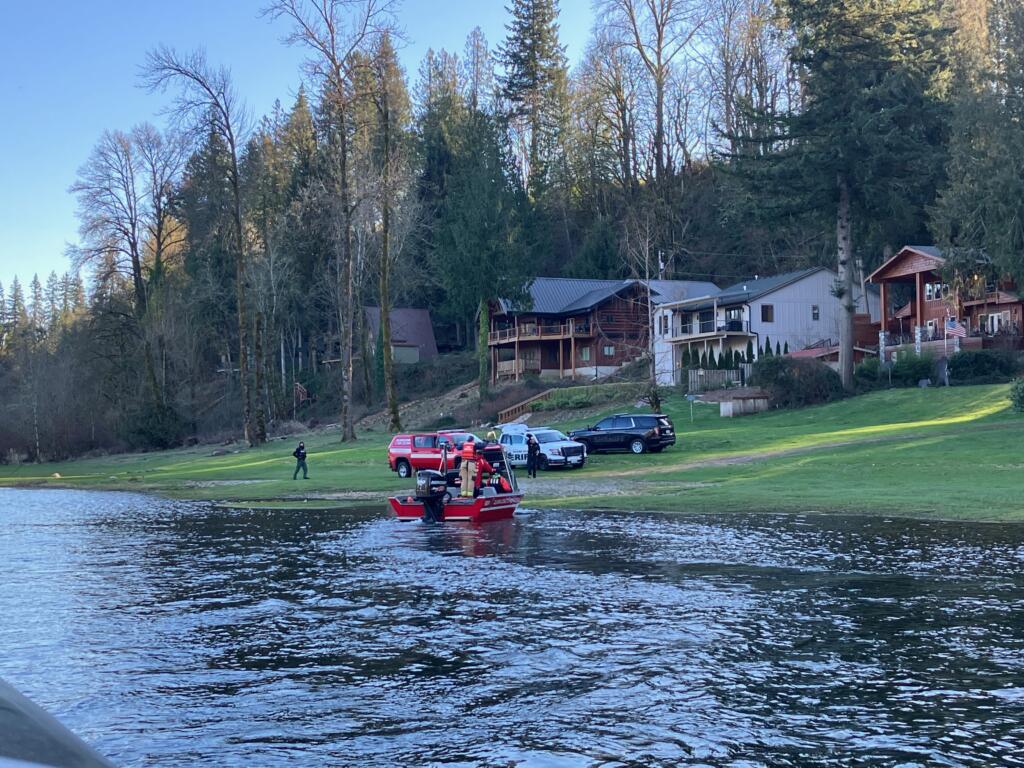 One man is still missing after a boat capsized on the Lewis River on Sunday.