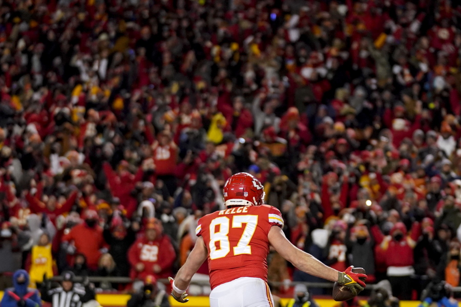 Kansas City Chiefs tight end Travis Kelce (87) celebrates his touchdown reception against the Cincinnati Bengals during the first half of the NFL AFC Championship playoff football game, Sunday, Jan. 29, 2023, in Kansas City, Mo.